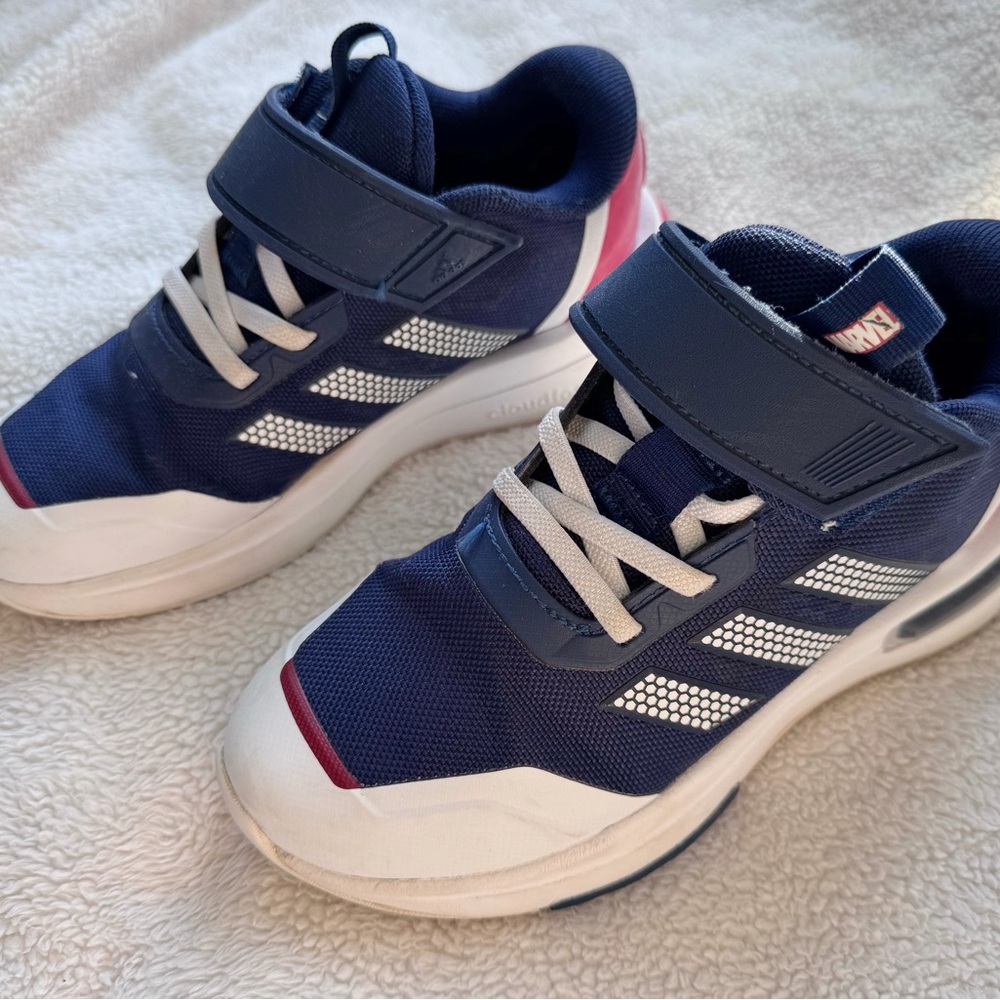 Adidas Kid Marvel’s Captain America Racer Shoes